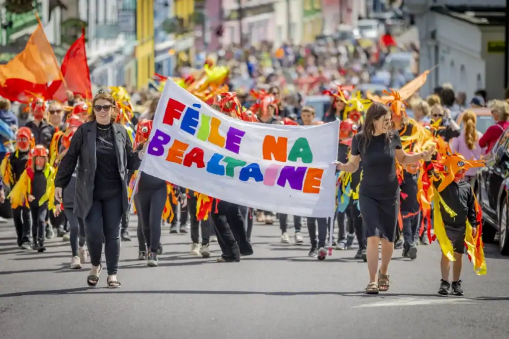 Féile na Bealtaine Parade Streets of Dingle